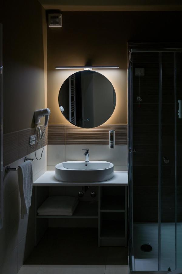Rosy'S Rooms Patrica Экстерьер фото